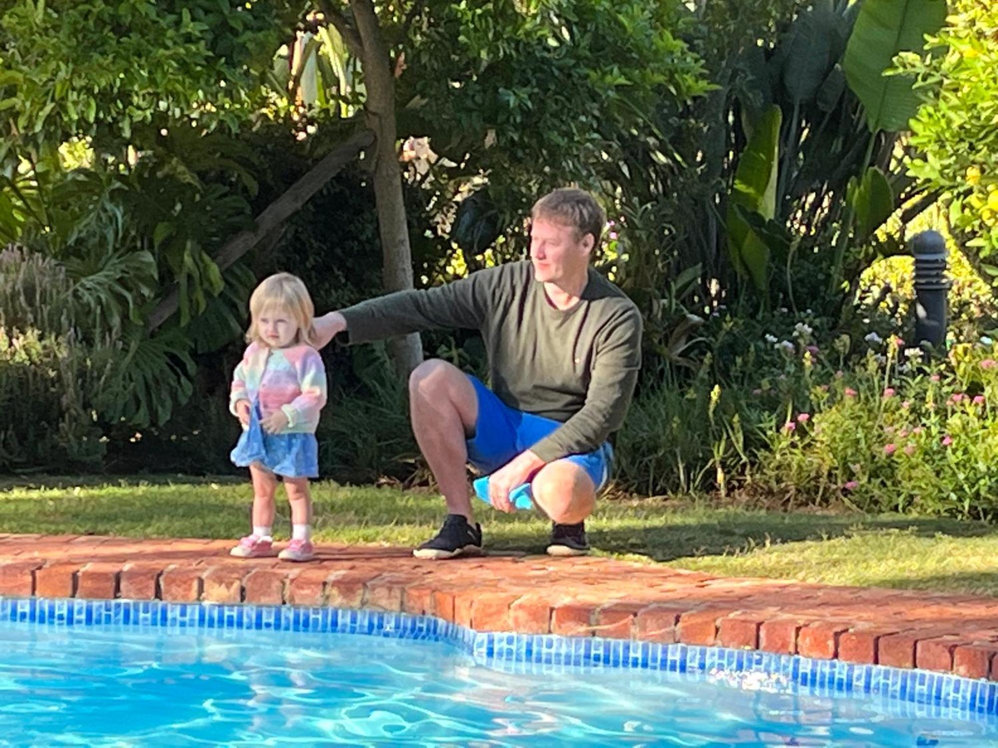 La Pension Guest House Oudtshoorn Bagian luar foto