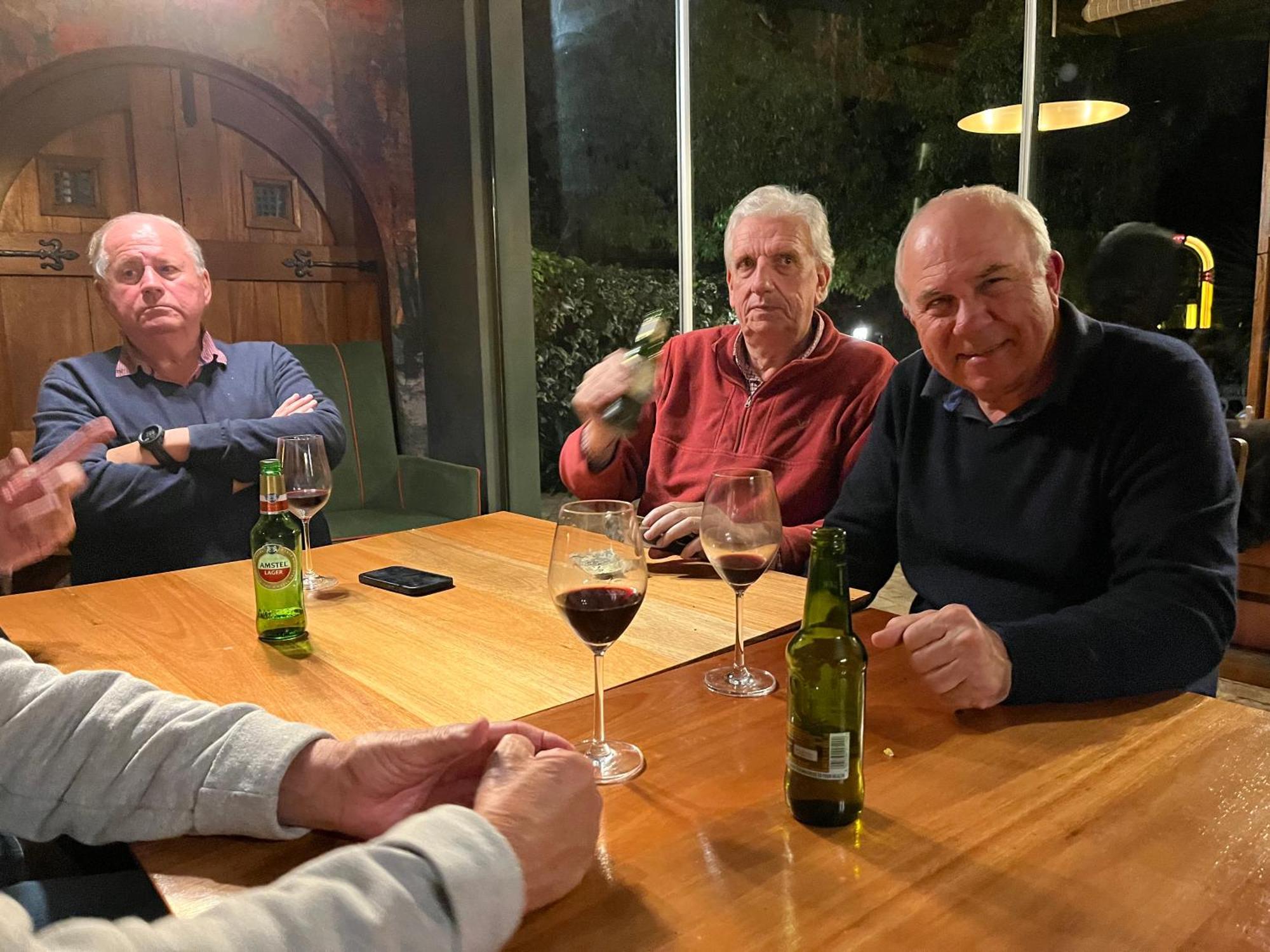 La Pension Guest House Oudtshoorn Bagian luar foto