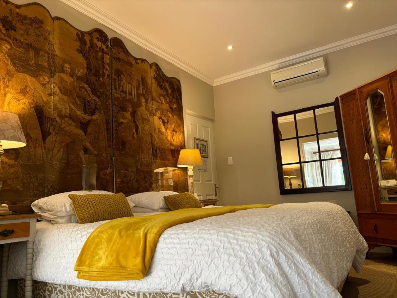 La Pension Guest House Oudtshoorn Bagian luar foto