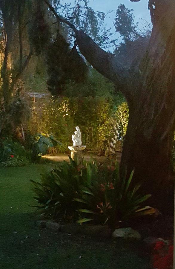 La Pension Guest House Oudtshoorn Bagian luar foto